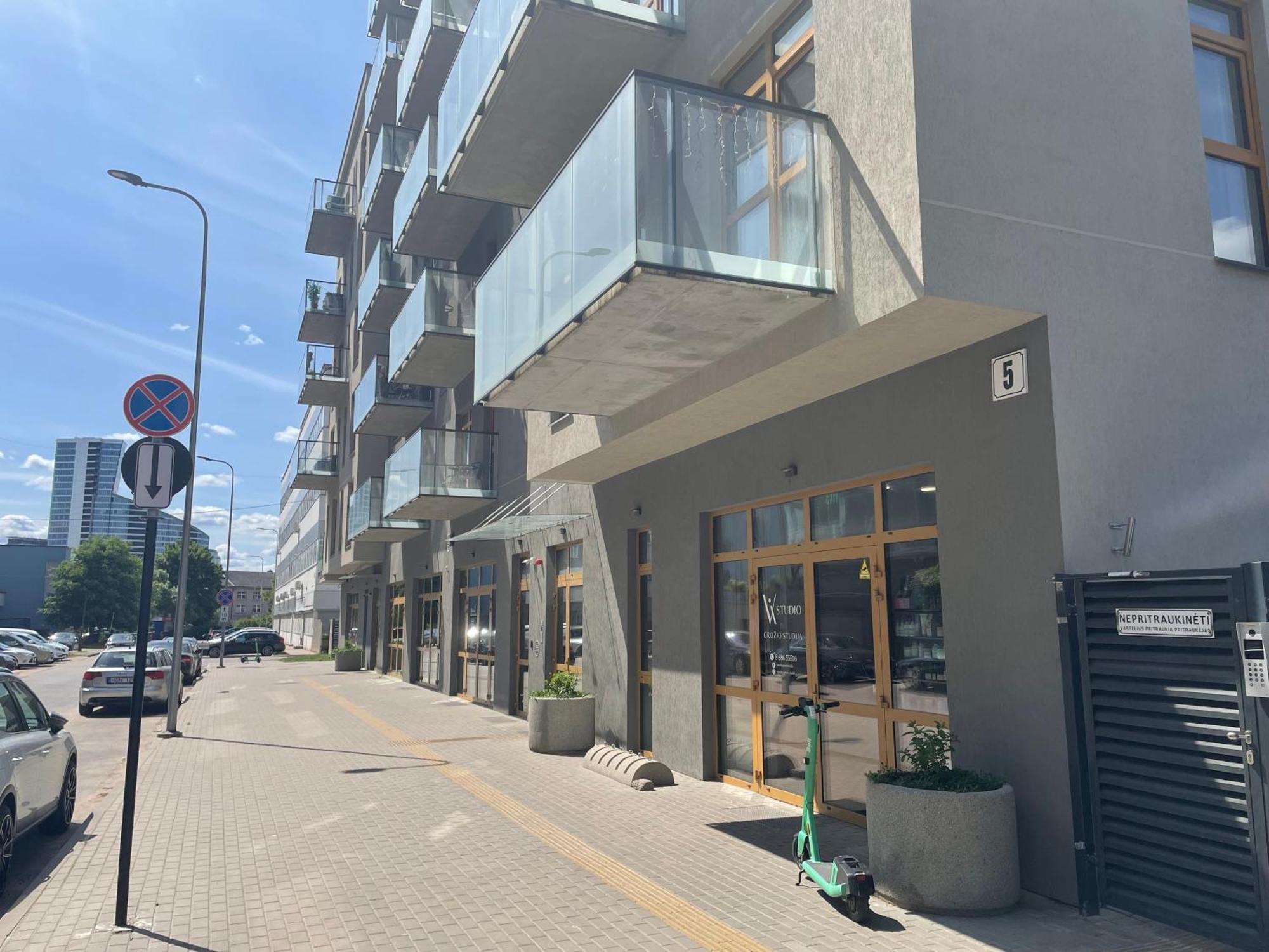 Your - Stylish In Center, With Balcony & Self Check-in Appartement VNO