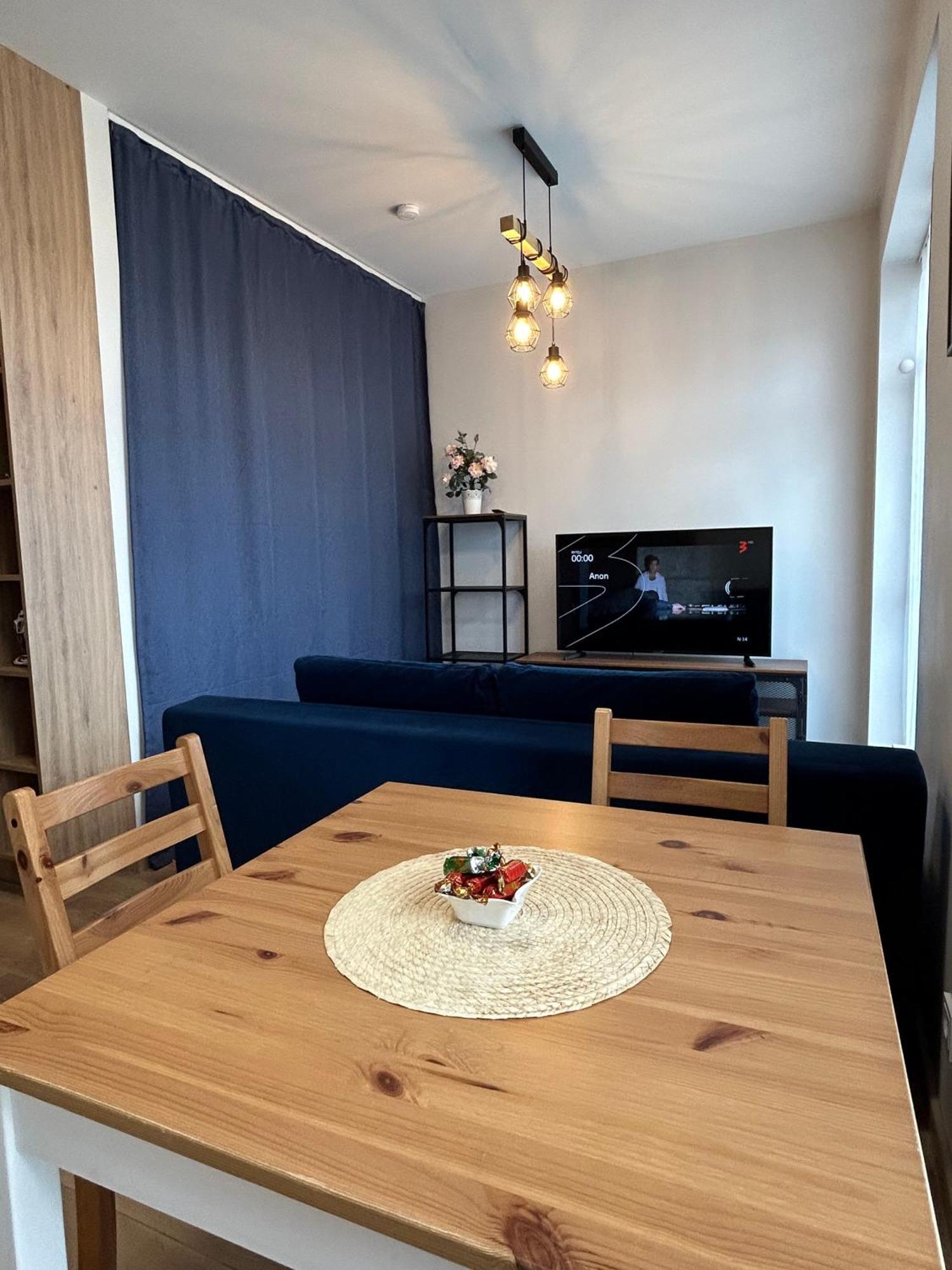 Your - Stylish In Center, With Balcony & Self Check-in * VNO