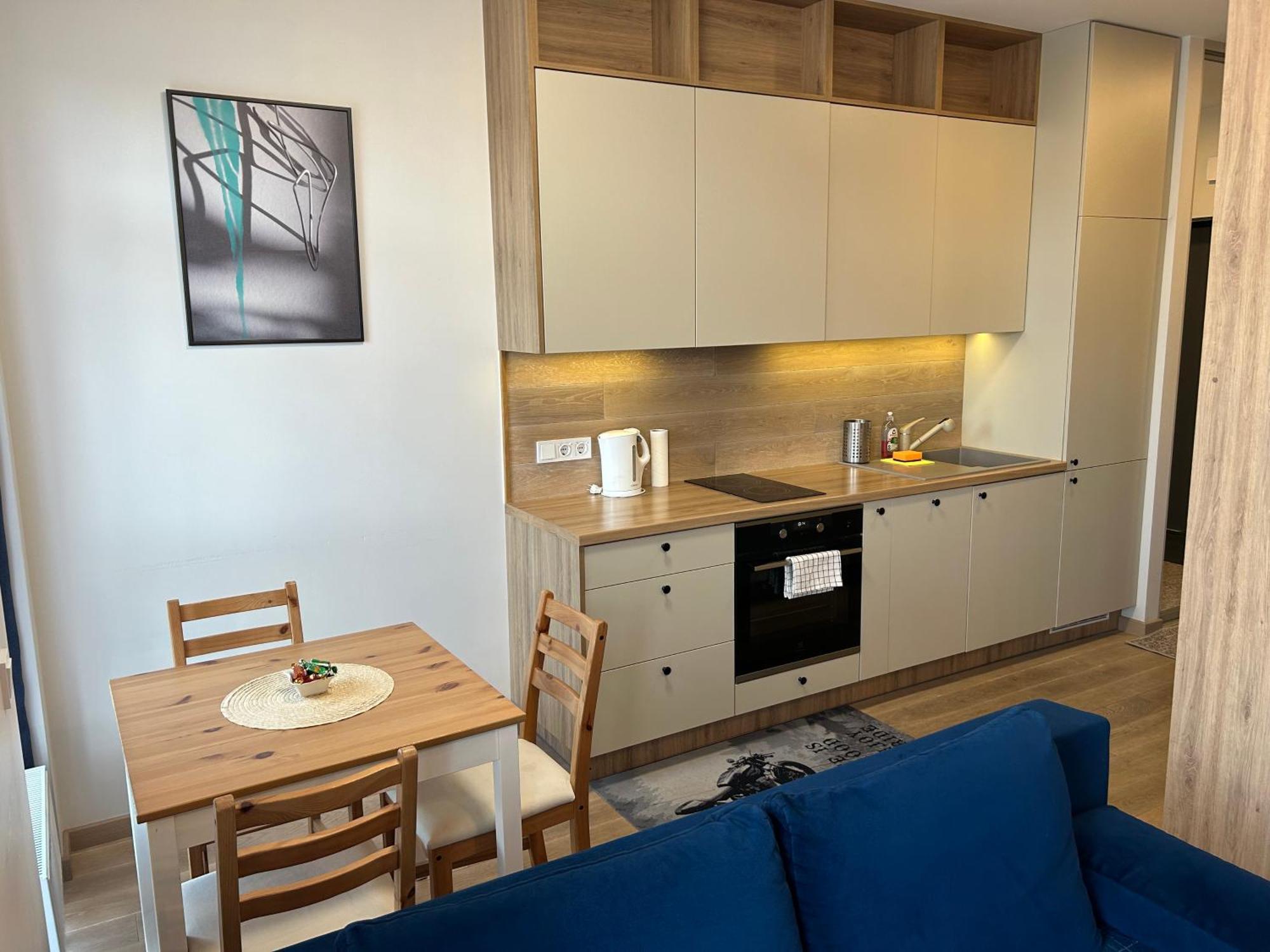 Your - Stylish In Center, With Balcony & Self Check-in VNO